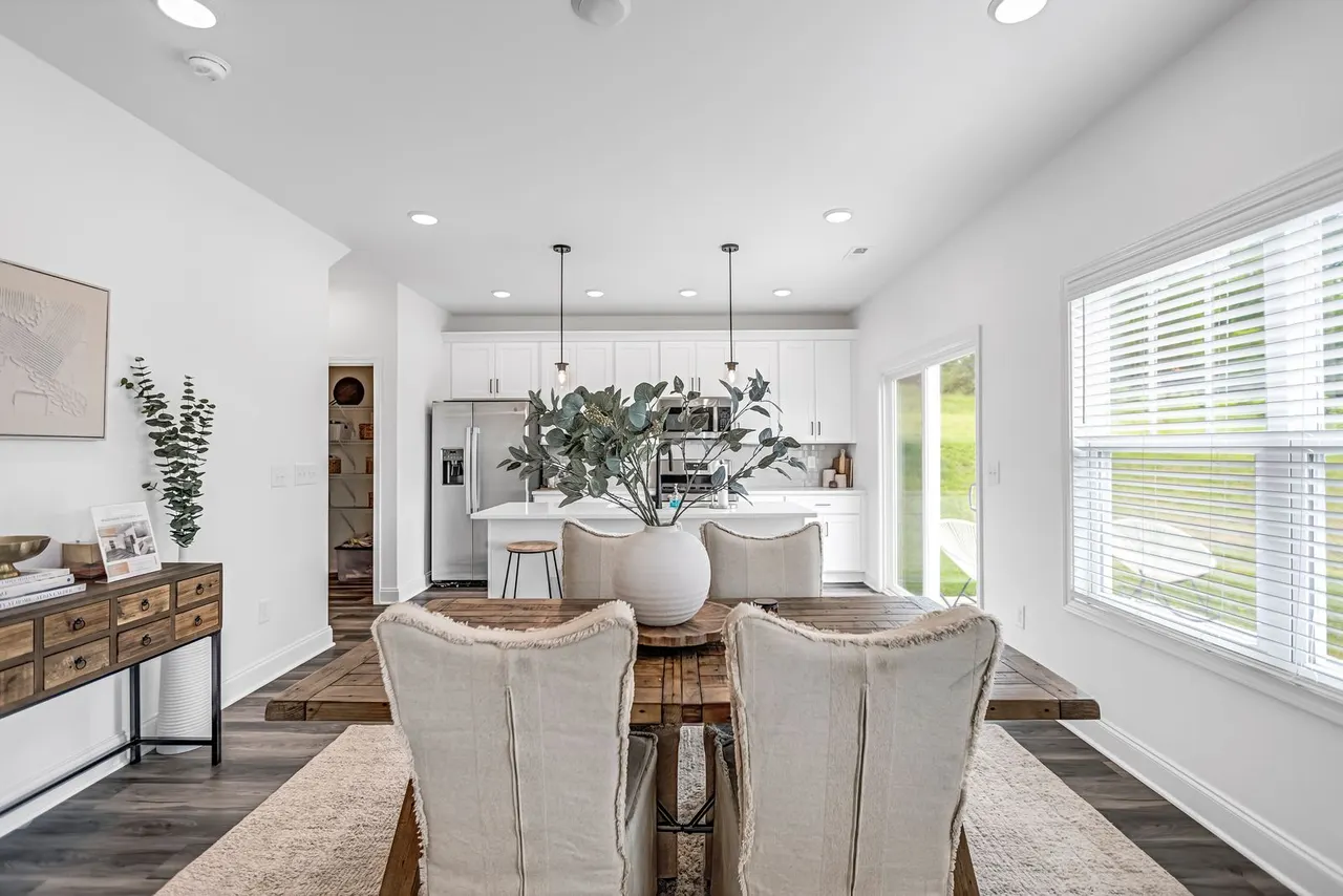 Amber Vista new construction single family built 2024 by Right Time Homes in Hardin Valley